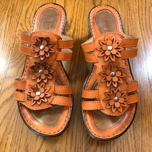 Super cute born wedge sandals